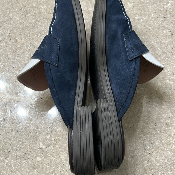 COLE HEEN Stassi Penny Mule
Women's
BLUE NAVY
Heel Height: 1⁄4 in - Picture 5 of 7